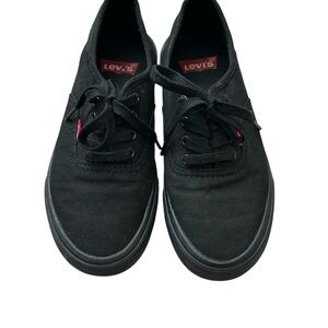 Levi’s Women’s Black Size 7.5